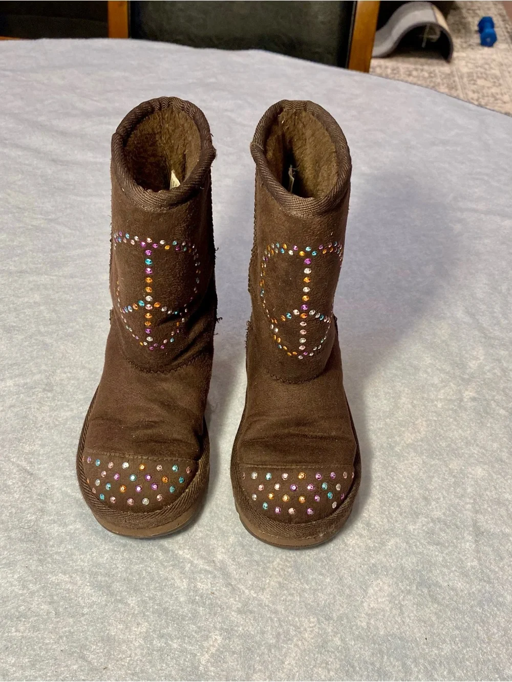Skechers Girls Brown Suede Boots with Multicolor Studs size 11 girls